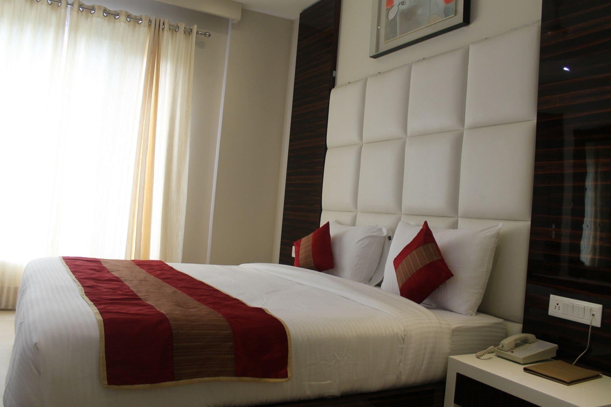 Hotel Gulnar Nové Dillí Exteriér fotografie