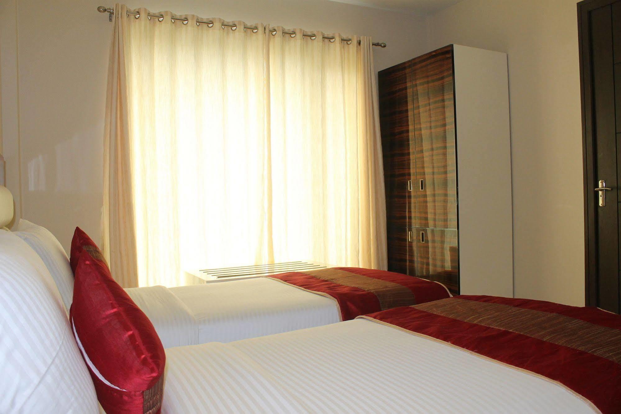 Hotel Gulnar Nové Dillí Pokoj fotografie